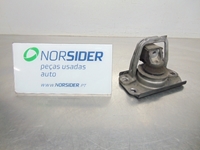 Picture of Right Engine Mount / Mounting Bearing Nissan Primastar from 2003 to 2006
