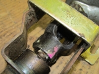 Picture of Steering Column Joint Mazda 323 S (4 Portas) from 1985 to 1989