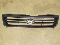 Imagen de Rejilla / calandra delantera de radiador Hyundai Pony de 1991 a 1995