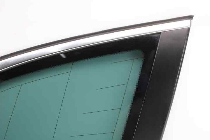 ガラス Reproduction Windshield for Datsun 280ZX (Local Pickup Only